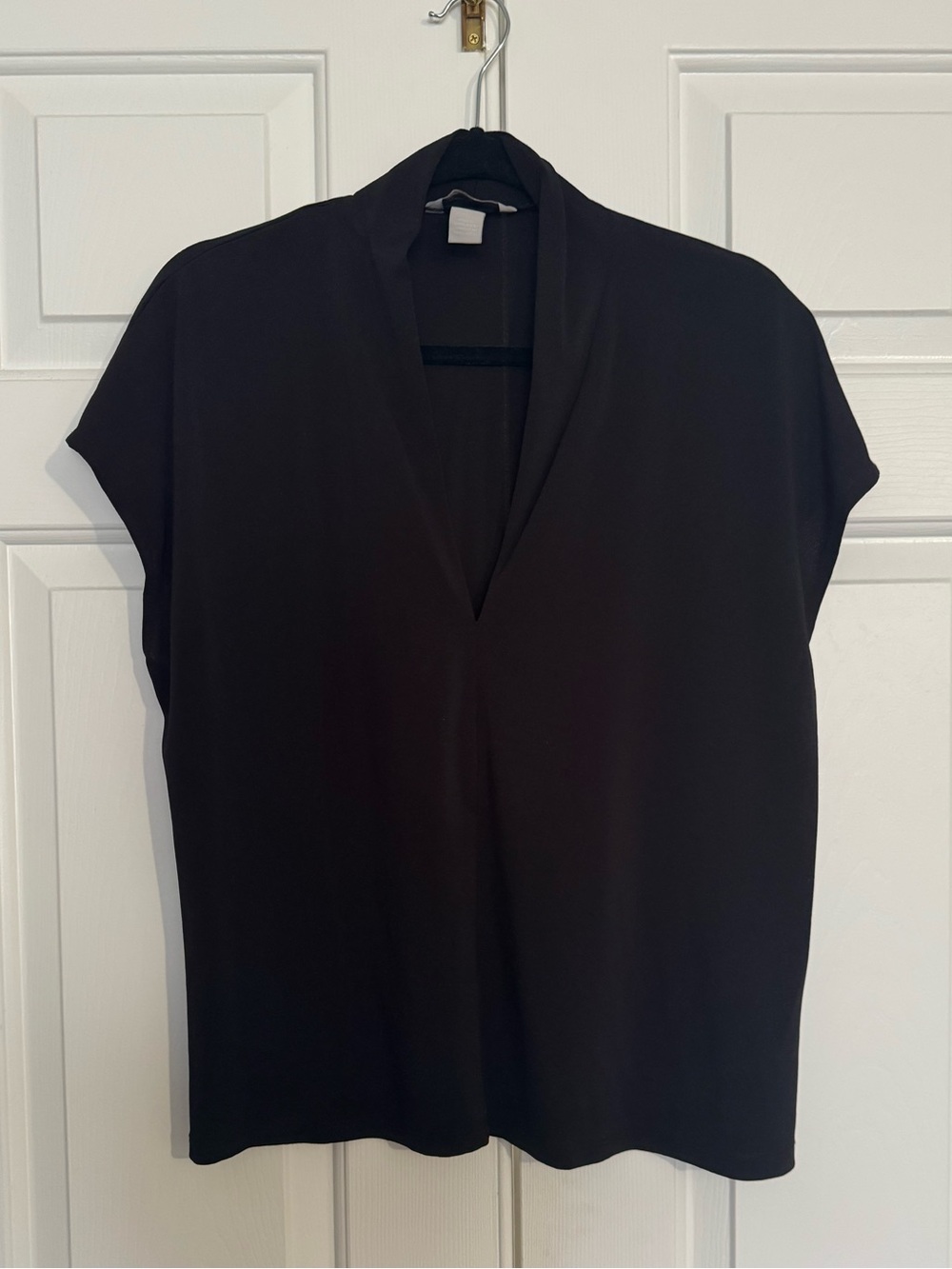 H&M Black V-Neck Cap Sleeve Top